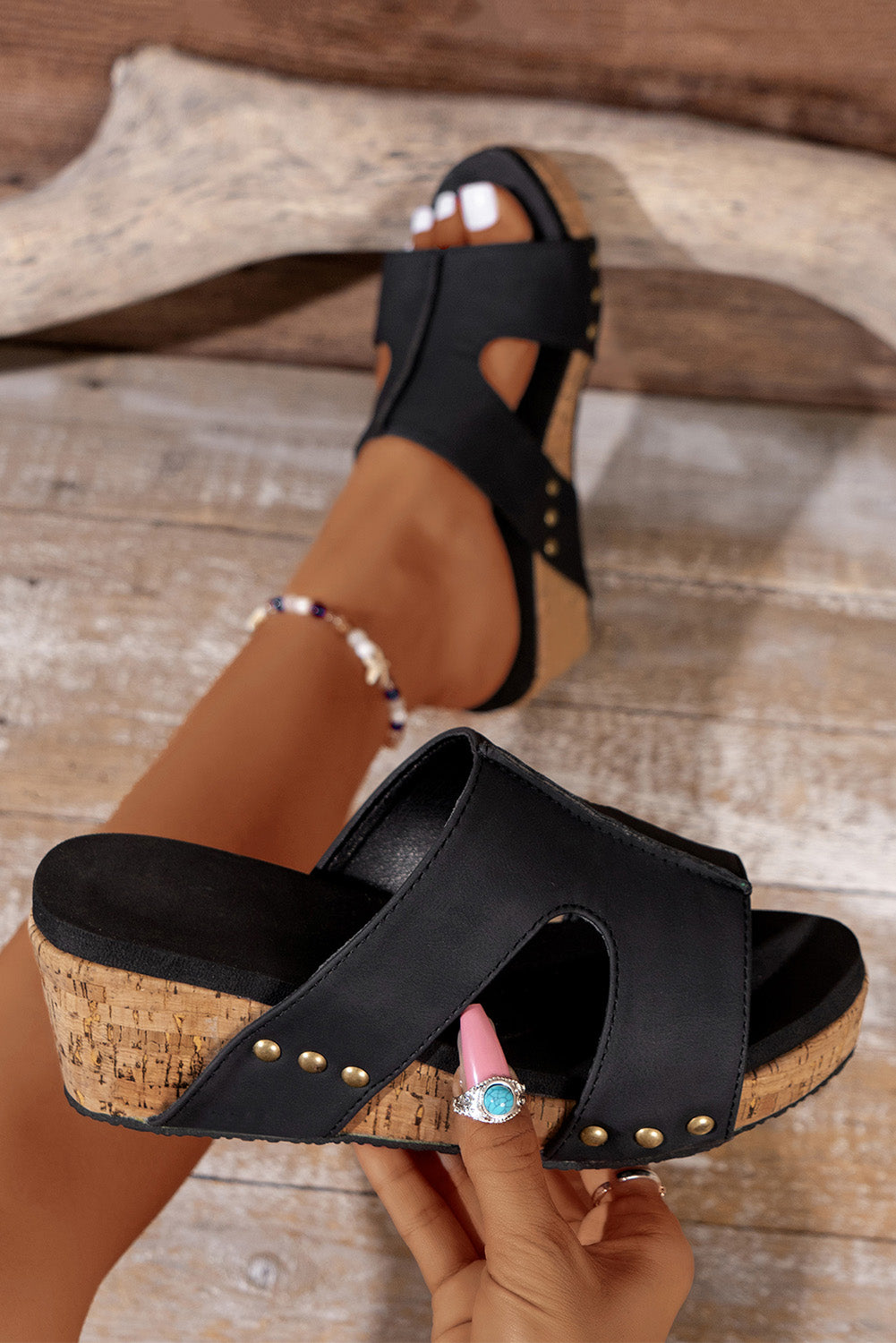 Casual Cut Out Rivet Slip-on Wedge Sandals