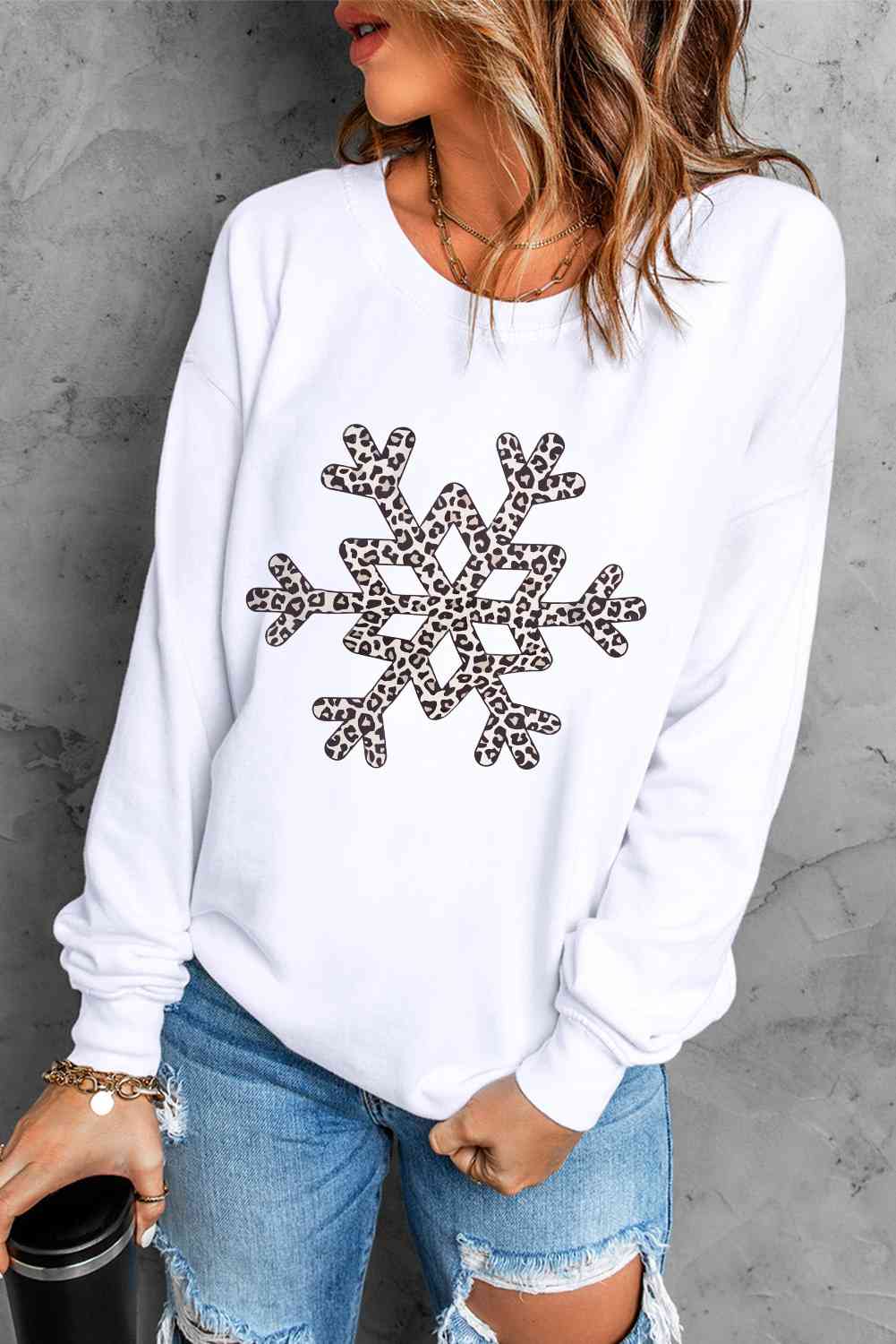 Snowflake Graphic Dropped Shoulder Sweatshirt